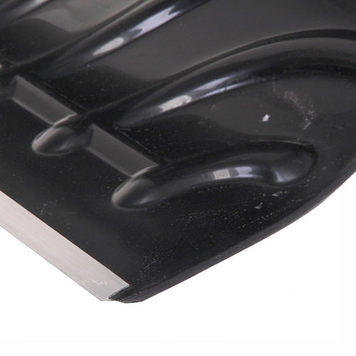 Движок для снега пластиковый 660330 мм, на колесах с металлической П-образной ручкой_9